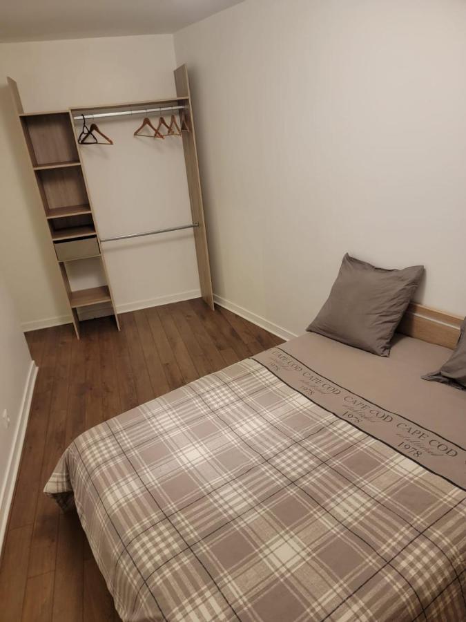 Boissy Gare Rer A Appartement 1 A 3 Chambres Au Choix מראה חיצוני תמונה