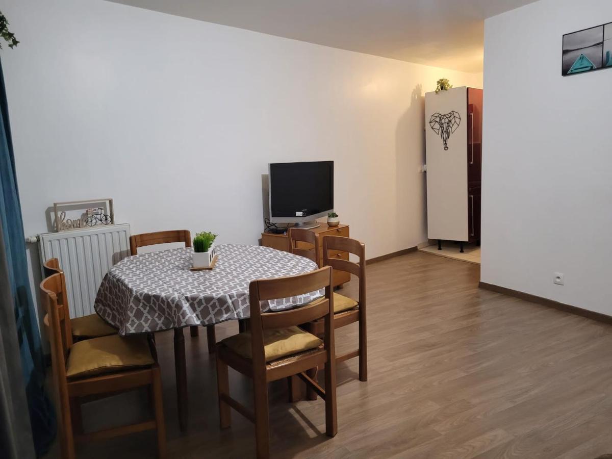Boissy Gare Rer A Appartement 1 A 3 Chambres Au Choix מראה חיצוני תמונה